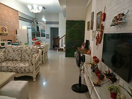 Red Apple B&B