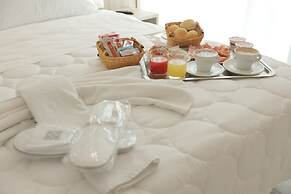 Garibaldi Suite