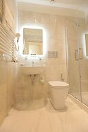 Garibaldi Suite