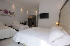 Garibaldi Suite