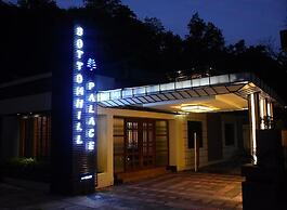 Bottomhill Palace Hotel