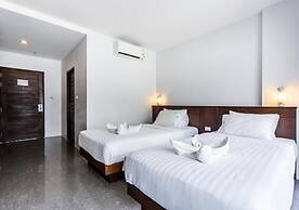 Bottomhill Palace Hotel