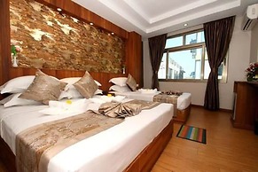 Gemsy Hotel