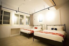 176 Together Hostel
