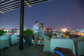 Altos Hotel