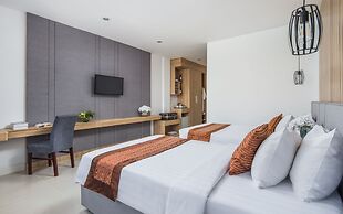 Altos Hotel
