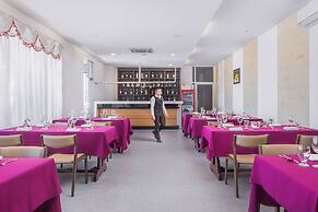 Altos Hotel