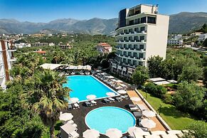Rapos Resort Hotel