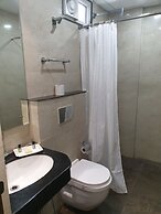 JB Skyhilton Inn