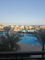 Sea view apartment with private beach
