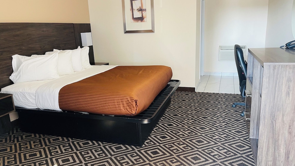 Falls Lodge and Suites
