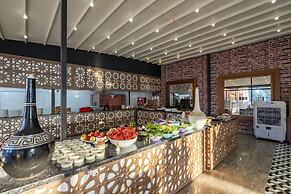 Dionisus Hotel