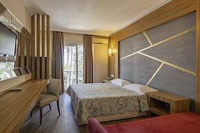 Dionisus Hotel
