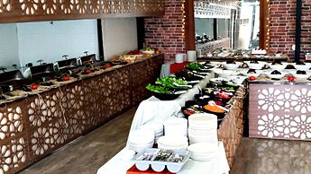 Dionisus Hotel