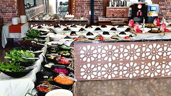 Dionisus Hotel