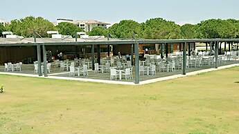 Dionisus Hotel