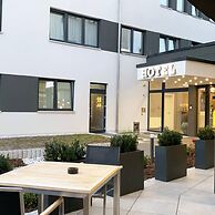 EE Hotel