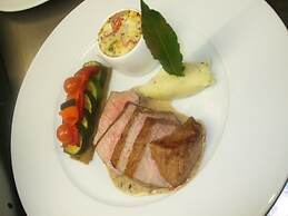 Le Relais