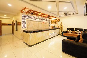 Hotel NNP Grand