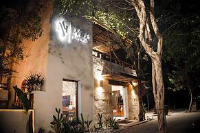 Niik Tulum
