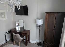 Lion House Bed and Breakfast