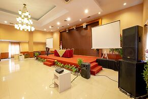 Red Chilies Hotel