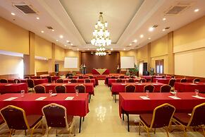 Red Chilies Hotel