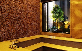 Yin Shui Han Motel
