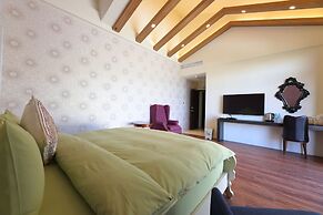 Floral Land B&B