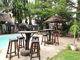 Tulia House - Hostel