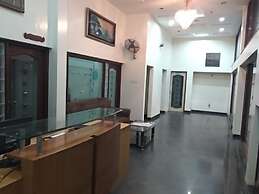 JK Rooms 122 Shaheen Lodging & Boarding