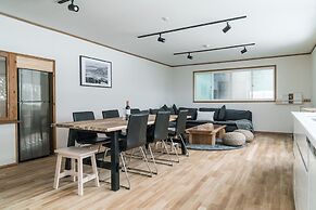 Nozawa Gondola Apartments