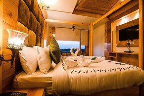 The Alpine Chalet Resort