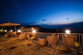 The Alpine Chalet Resort