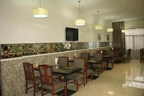 soluxe club nairobi