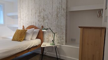 Dover Town Rooms