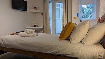 Dover Town Rooms