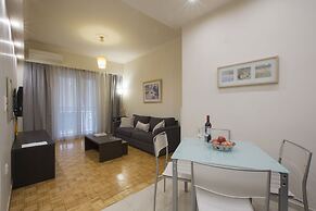 Koukaki Deluxe Apt at Syggrou-Fix