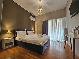Homely Stay at Acropolis Museum