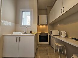 Homely Stay at Acropolis Museum
