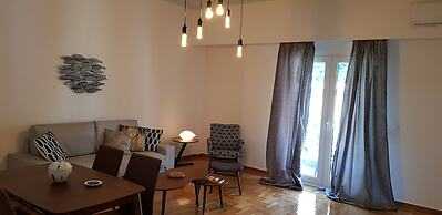 Cosy Apartment at Acropolis Museum