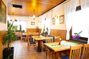 Elim Hotel
