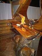 Fabula Lake House