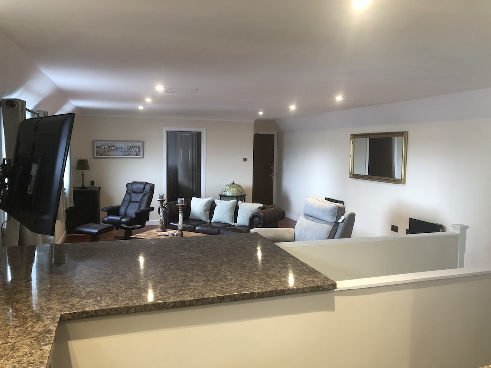 The Millcroft Hotel