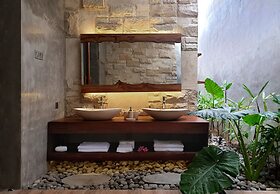 Batatu Resort - Adults Only