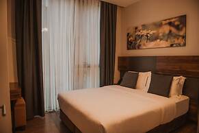 Peerless Villas Hotel