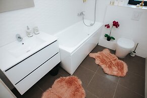 Evianne Boutique Hotel
