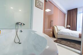 Evianne Boutique Hotel