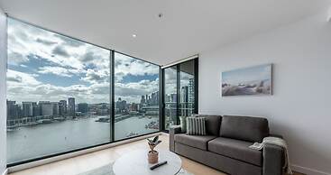 Melbourne Private Apartments - Collins Wharf Waterfront, Docklands