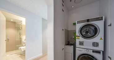 Melbourne Private Apartments - Collins Wharf Waterfront, Docklands